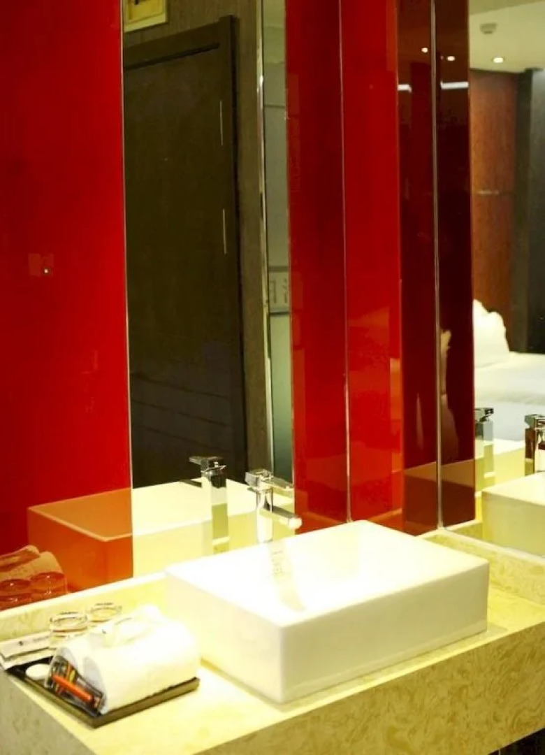 Jinzhou Holiday Hotel Yanji Juzi Street