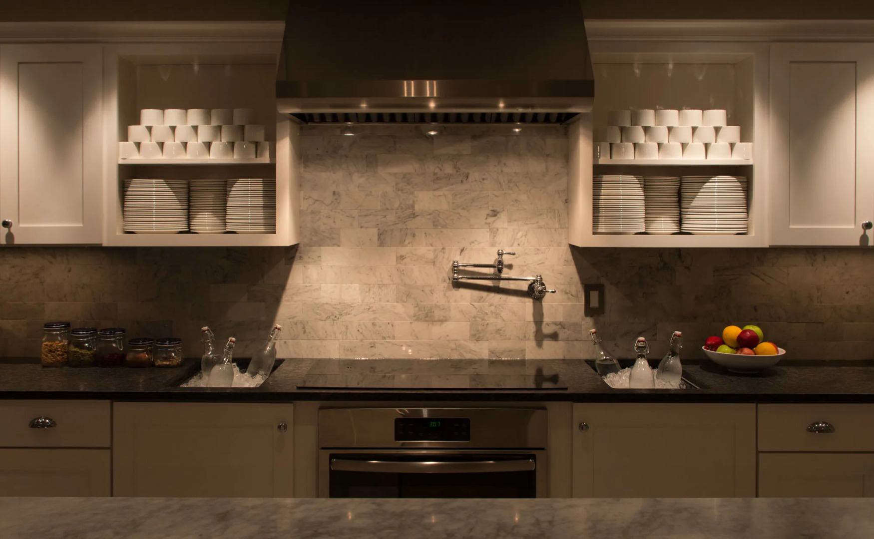 Bella Vista Hotel & Suites