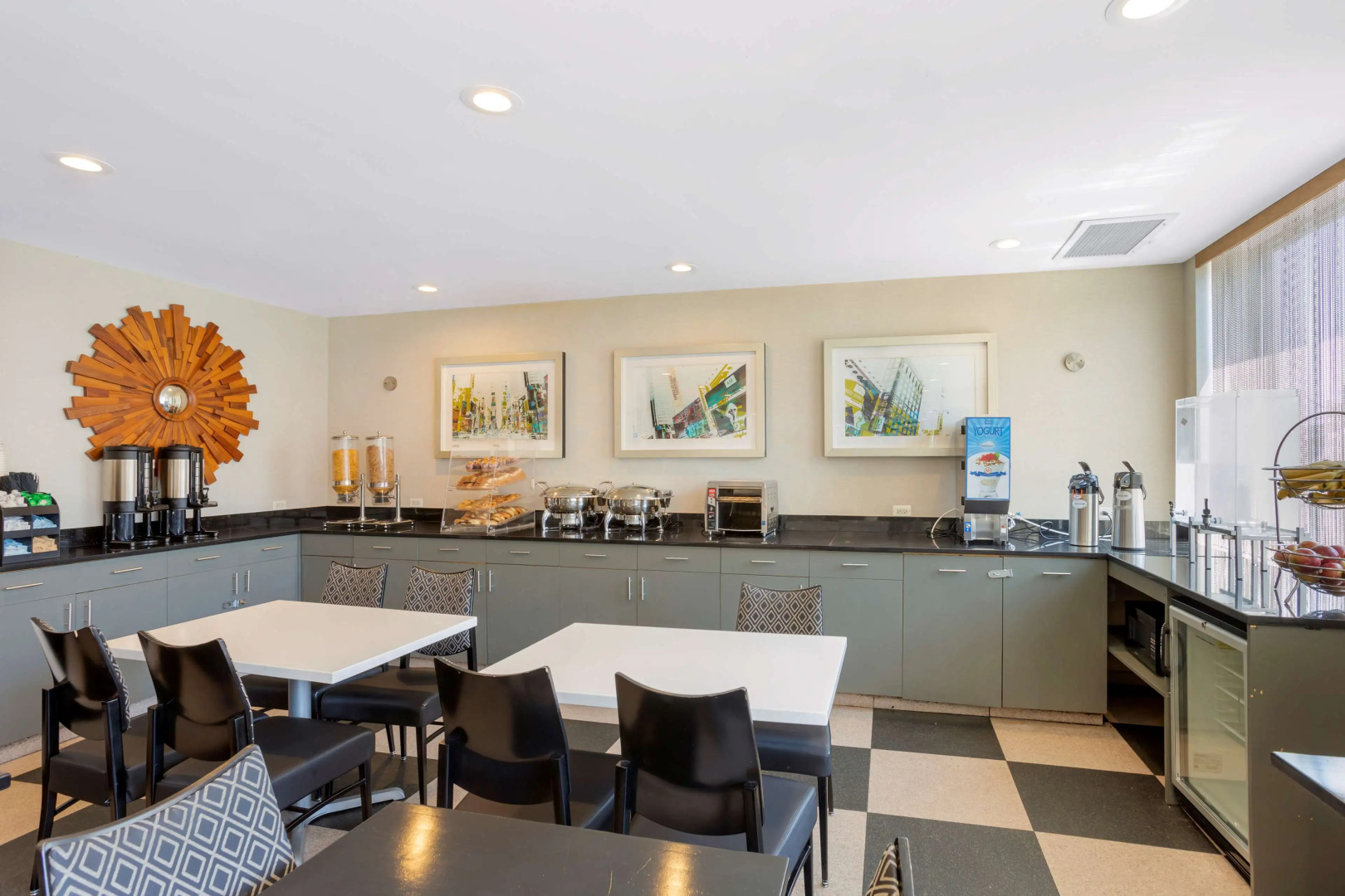 Best Western Plus Plaza Hotel