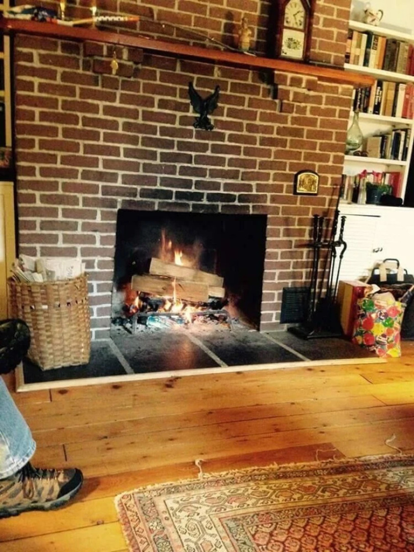 1900 Hilltop Bongalow