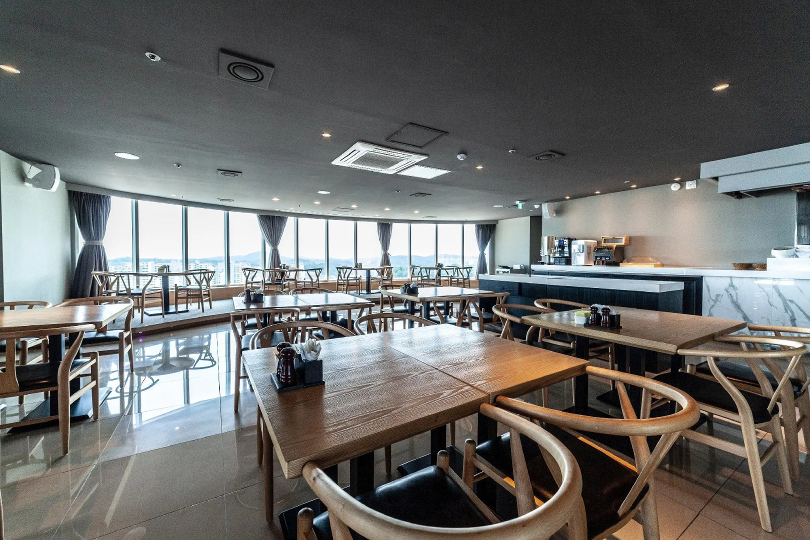 Gangneung Tourist Hotel