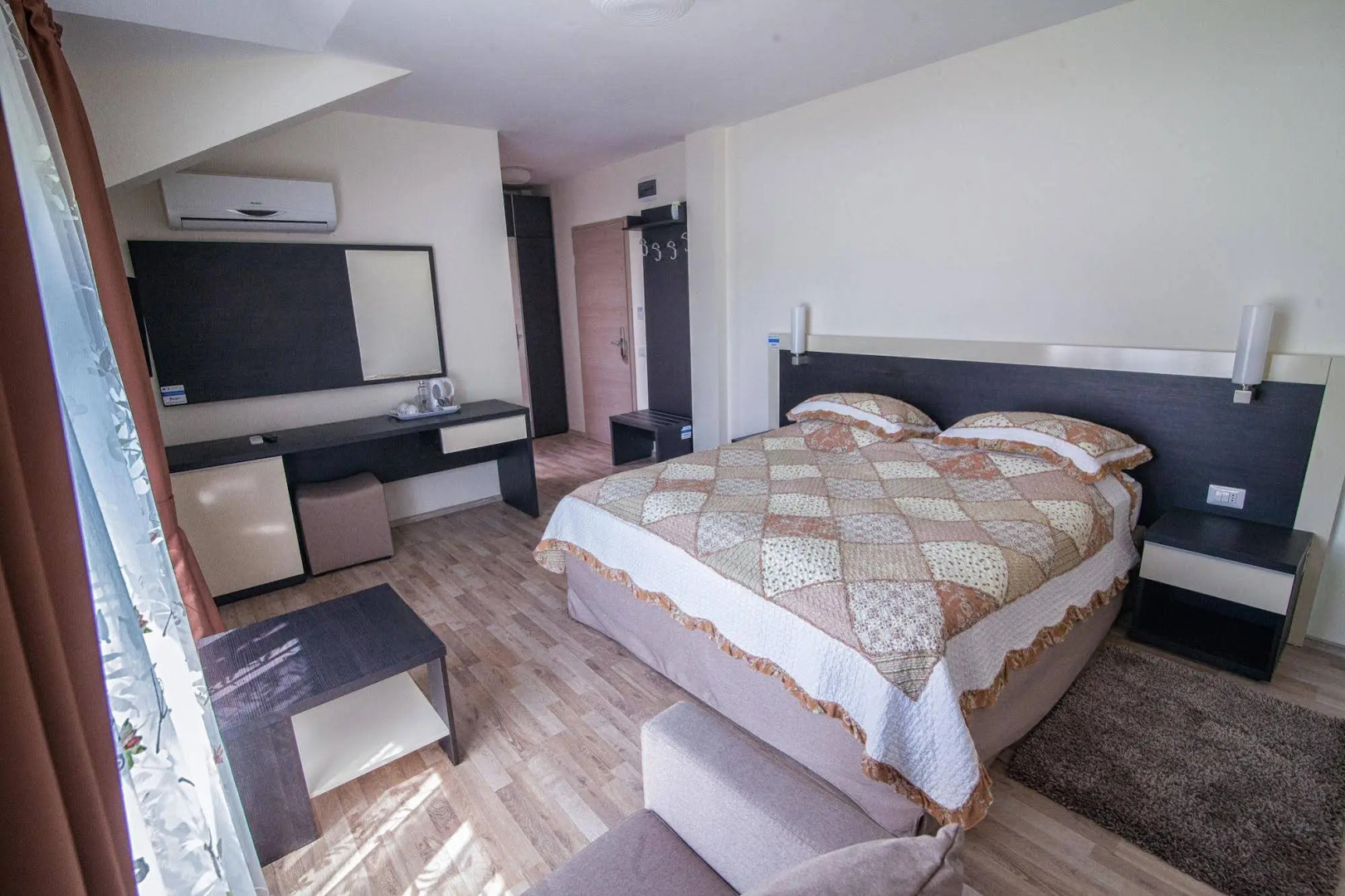 Armonia by Aristocratis