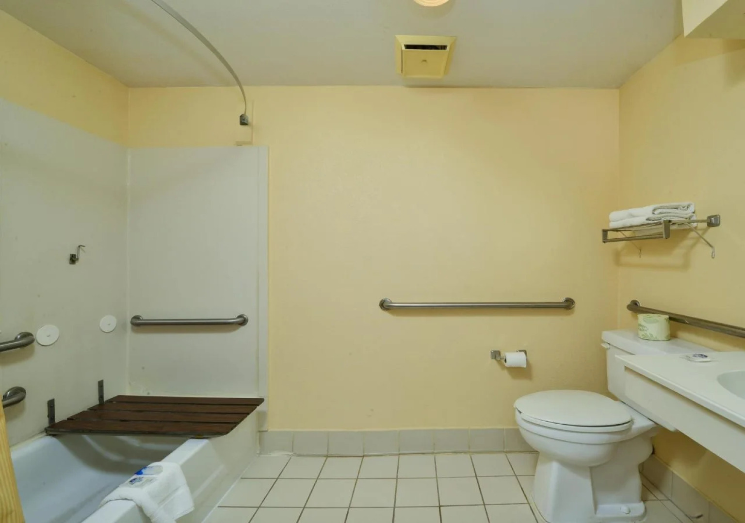 American Inn Evansville