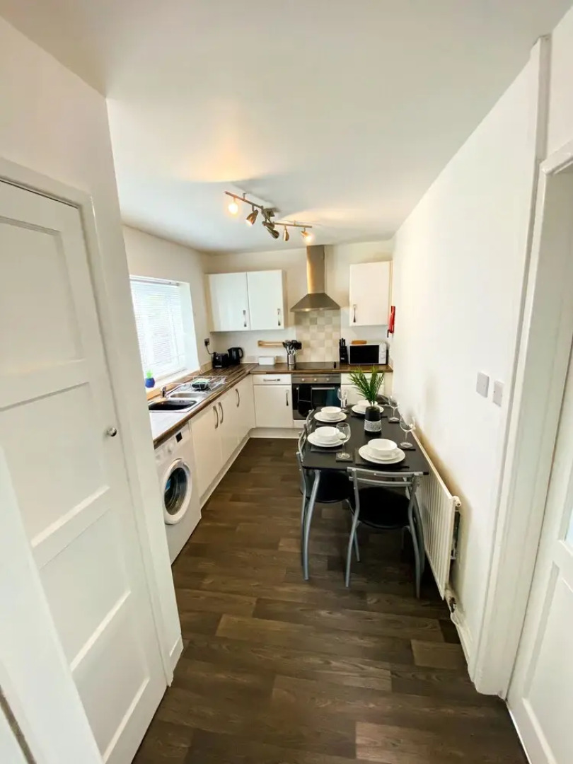 Sarabell House - 2 Bedrooms, Choppington