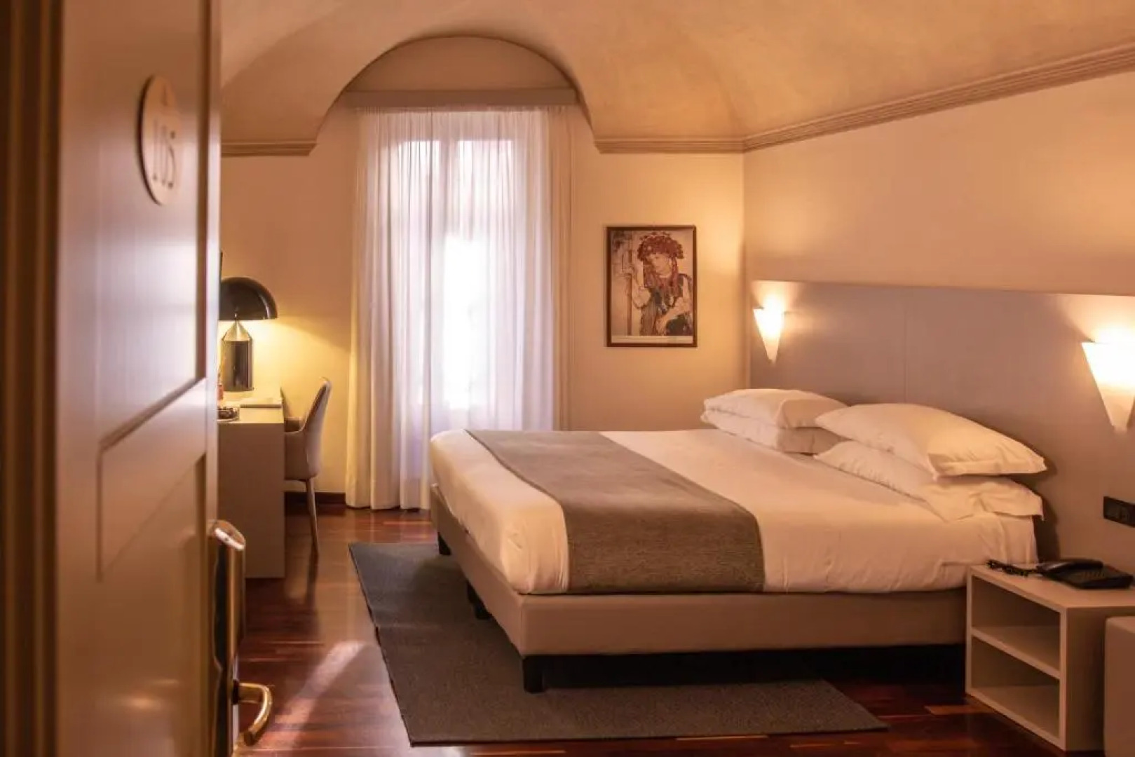 Hotel Boutique Antiche Mura