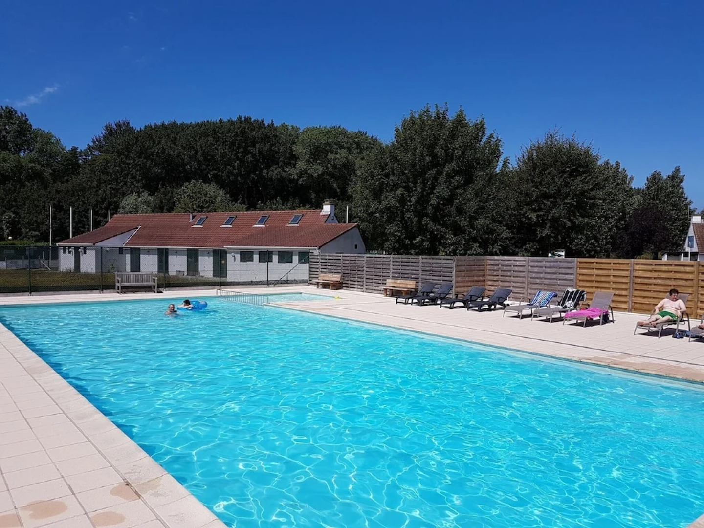 Cozy Cottage With Terrace, not far From De Panne