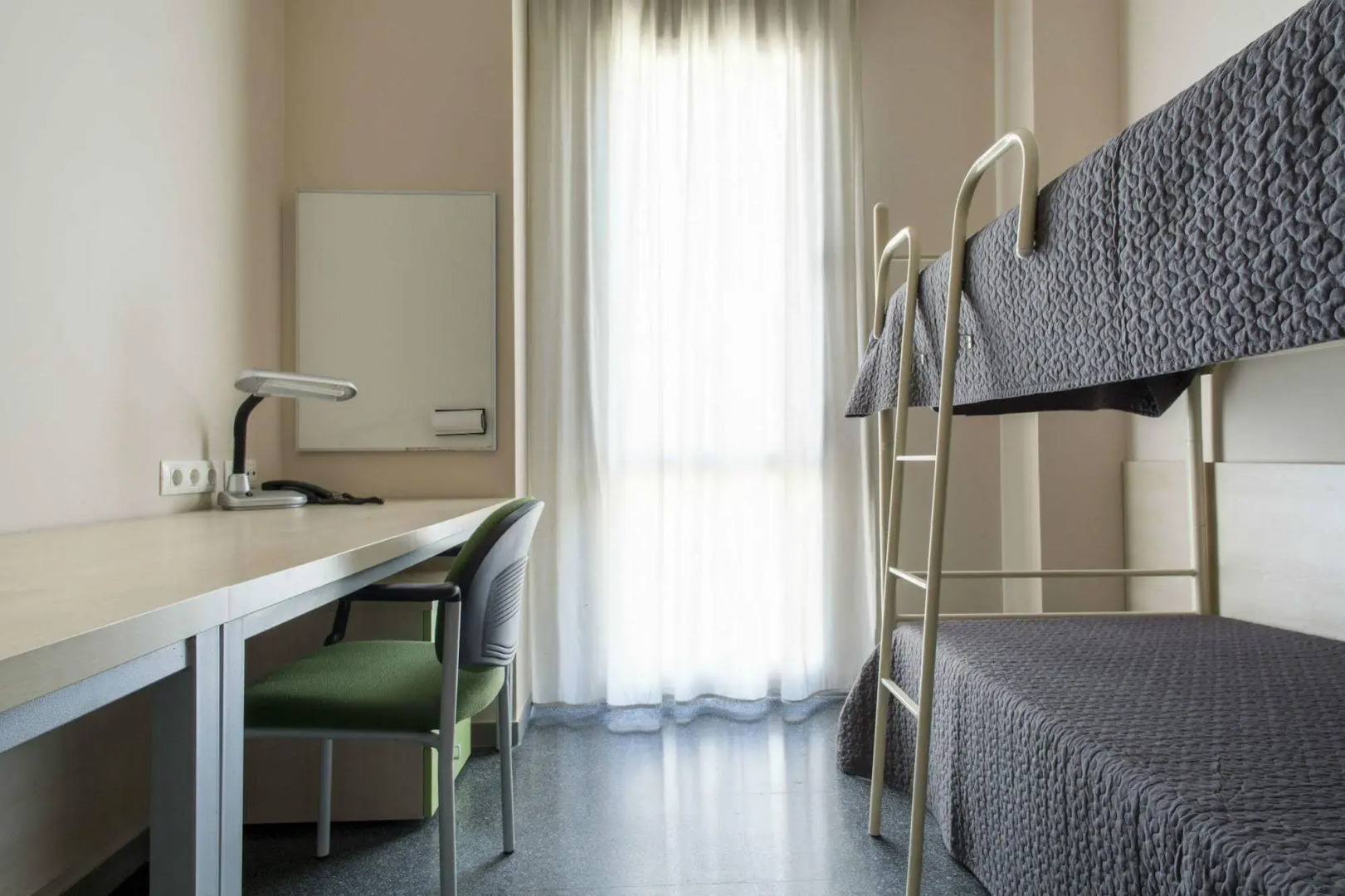 Residencia Universitaria Resa Damià Bonet - Campus Accomodation