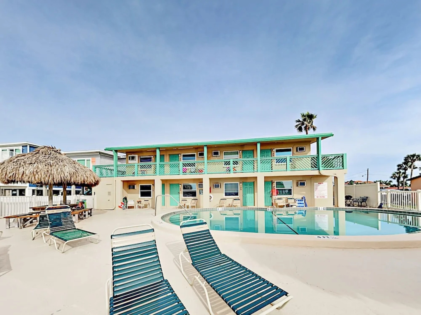 2700 Gulf Blvd 5E Condo 1 Bedroom 1 Bathroom Condo