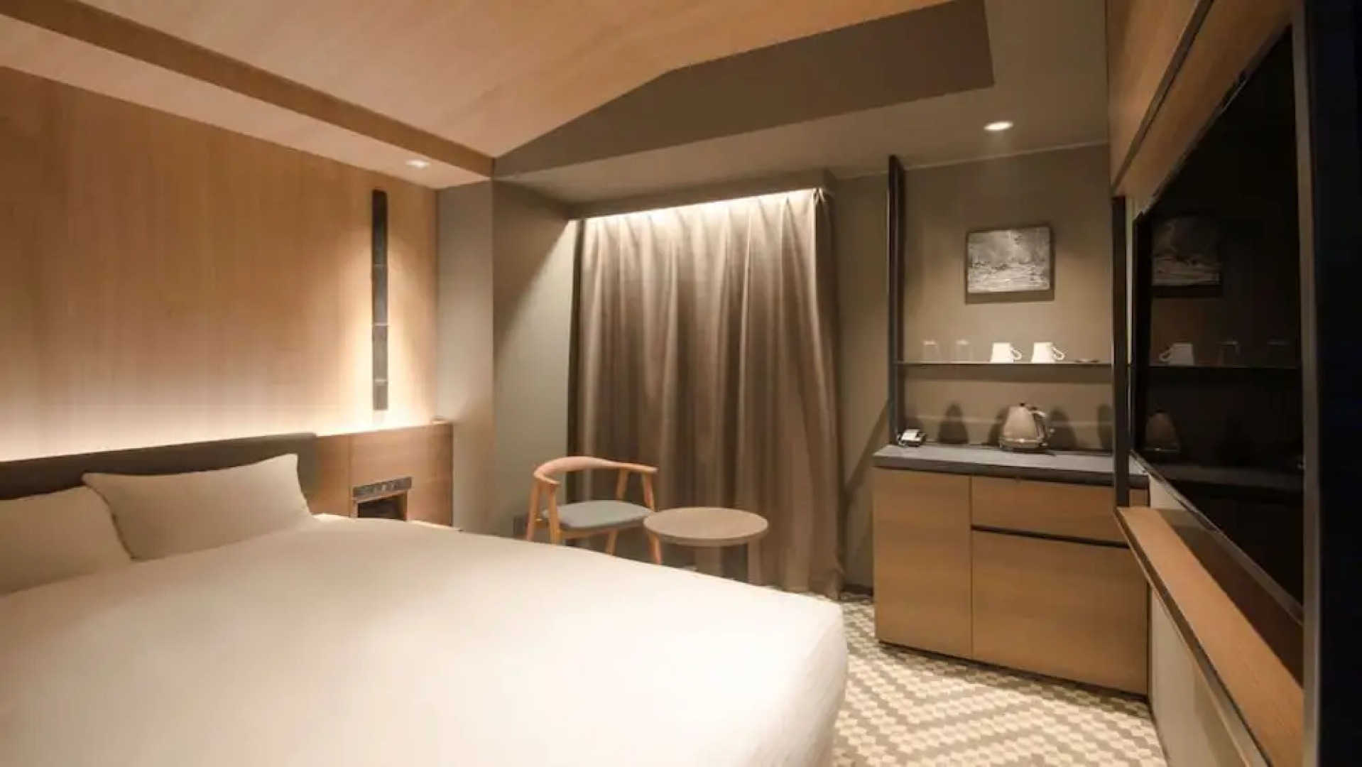 Отель Keihan Tenmabashi Ekimae