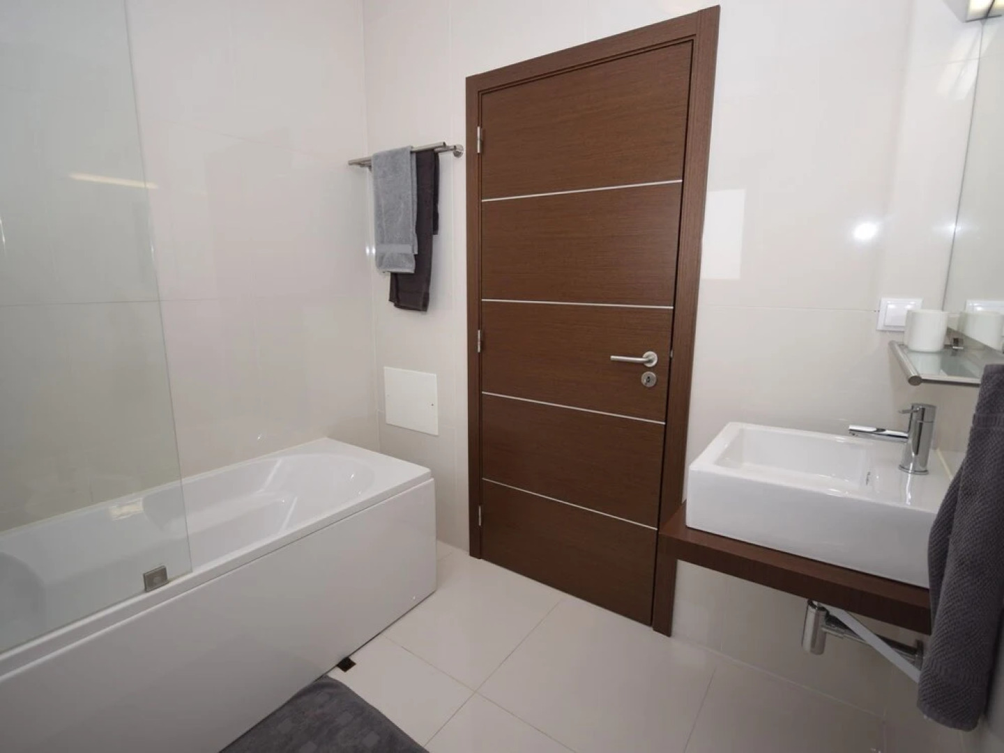 Modern villa with private pool just 400m from the sea