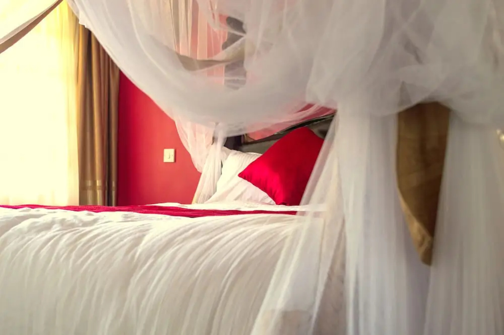 The Old Kings Lodge and Resort