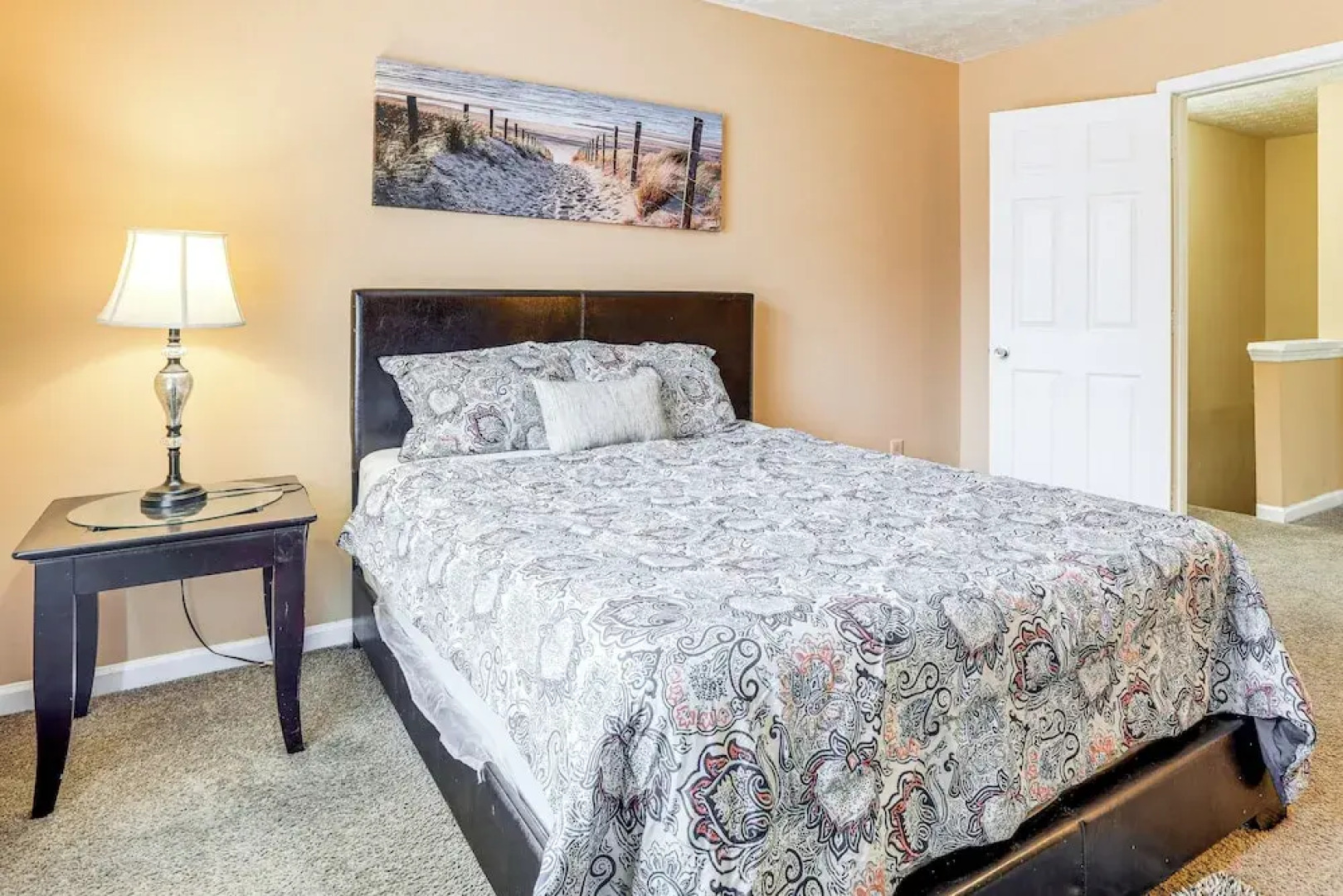 8 Mi to Stone Mountain: Quiet Getaway w/ Deck