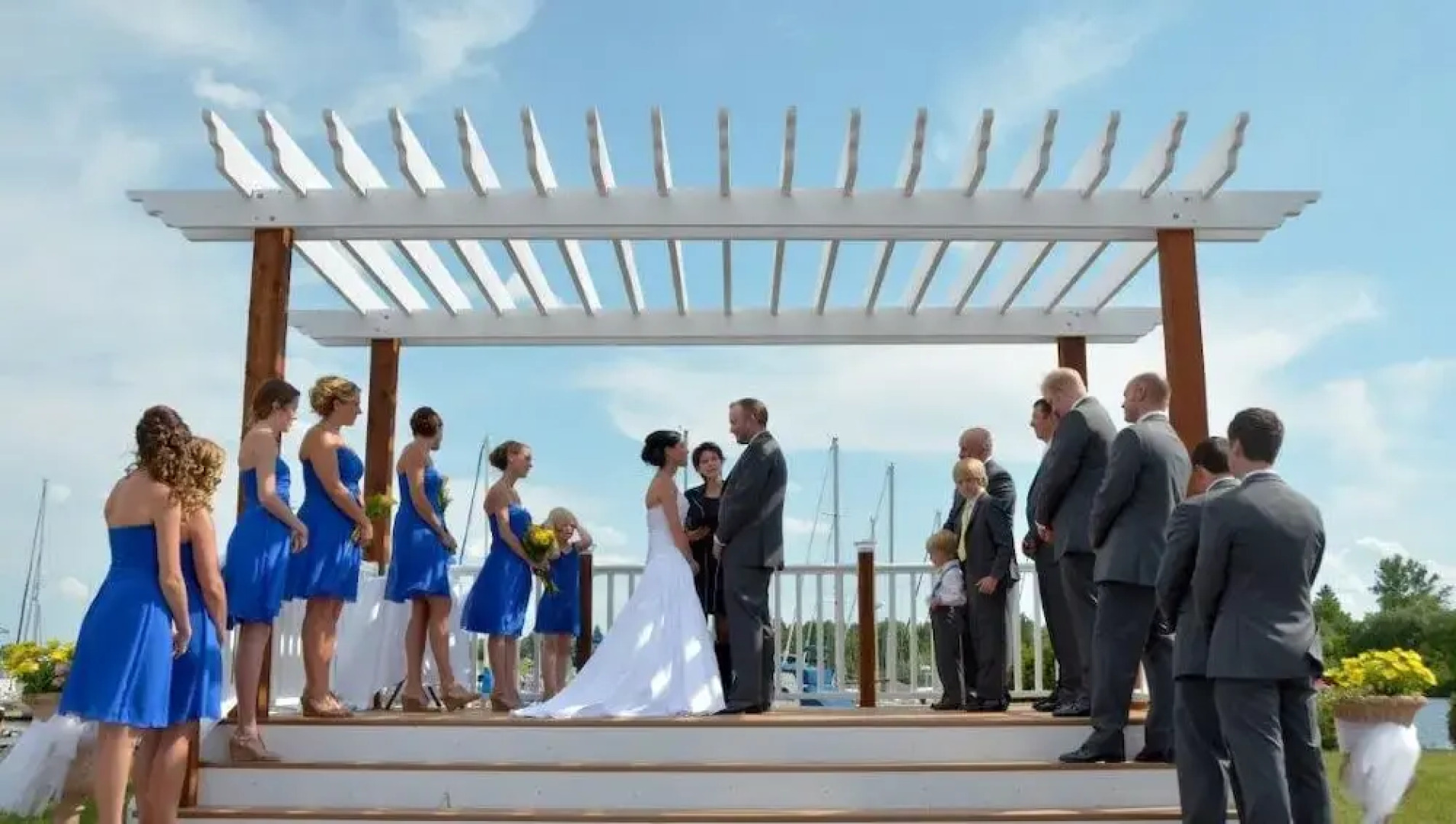 Barker's Island Inn Resort