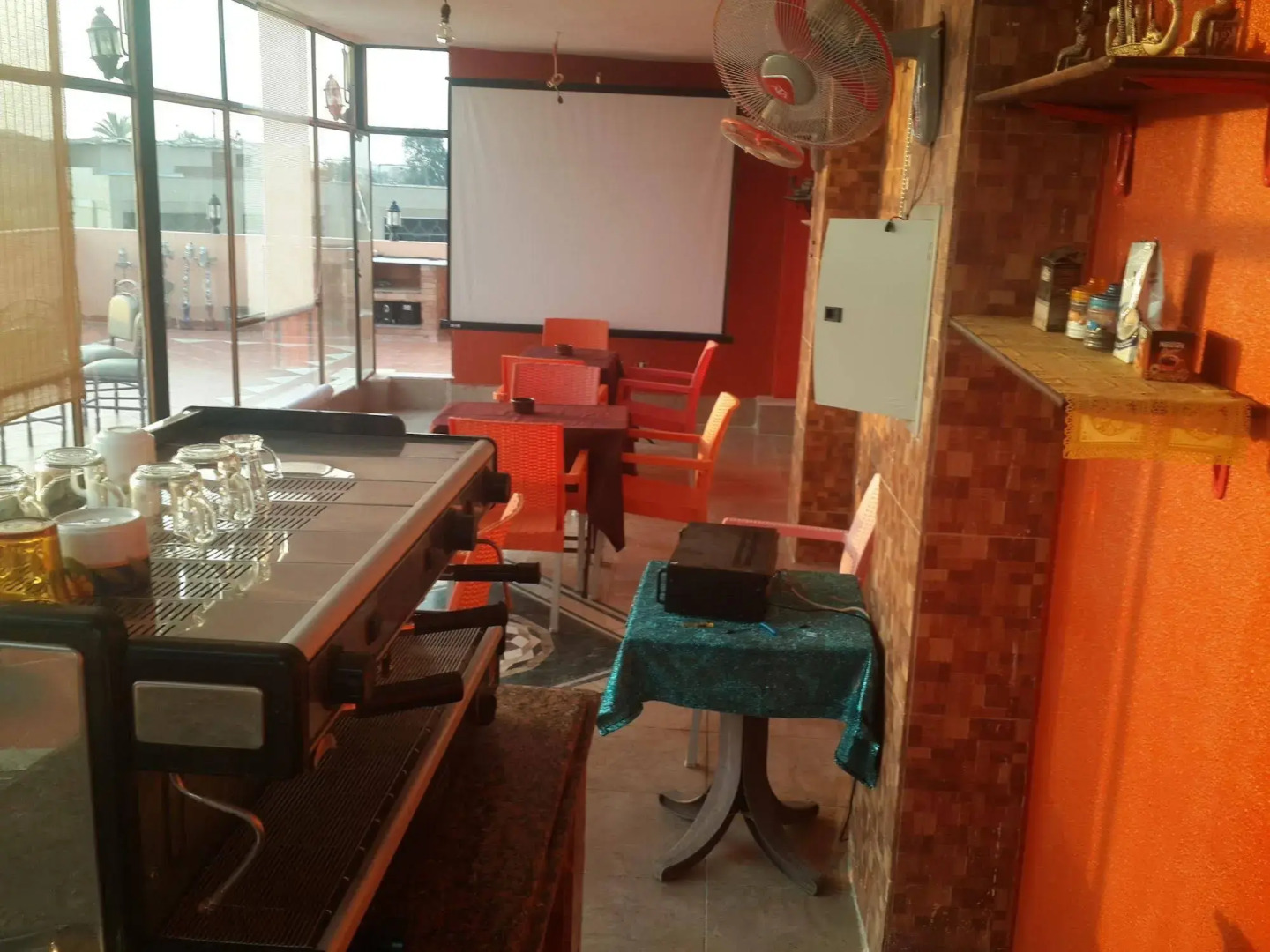 Pyramids Plateau Inn