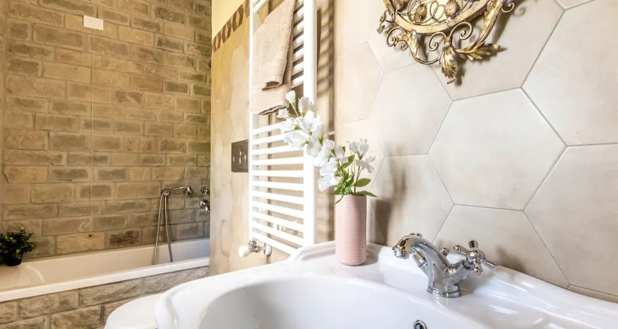 JOIVY MAS Avilo Villa Bobbio