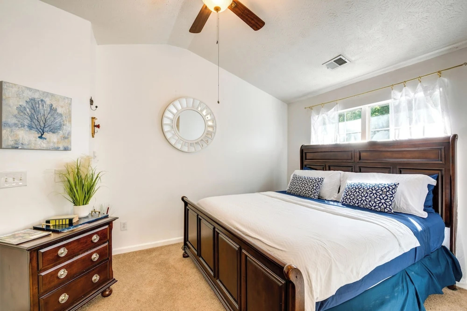 Atlanta Area Home w/ Yard ~ 2 Mi to Six Flags