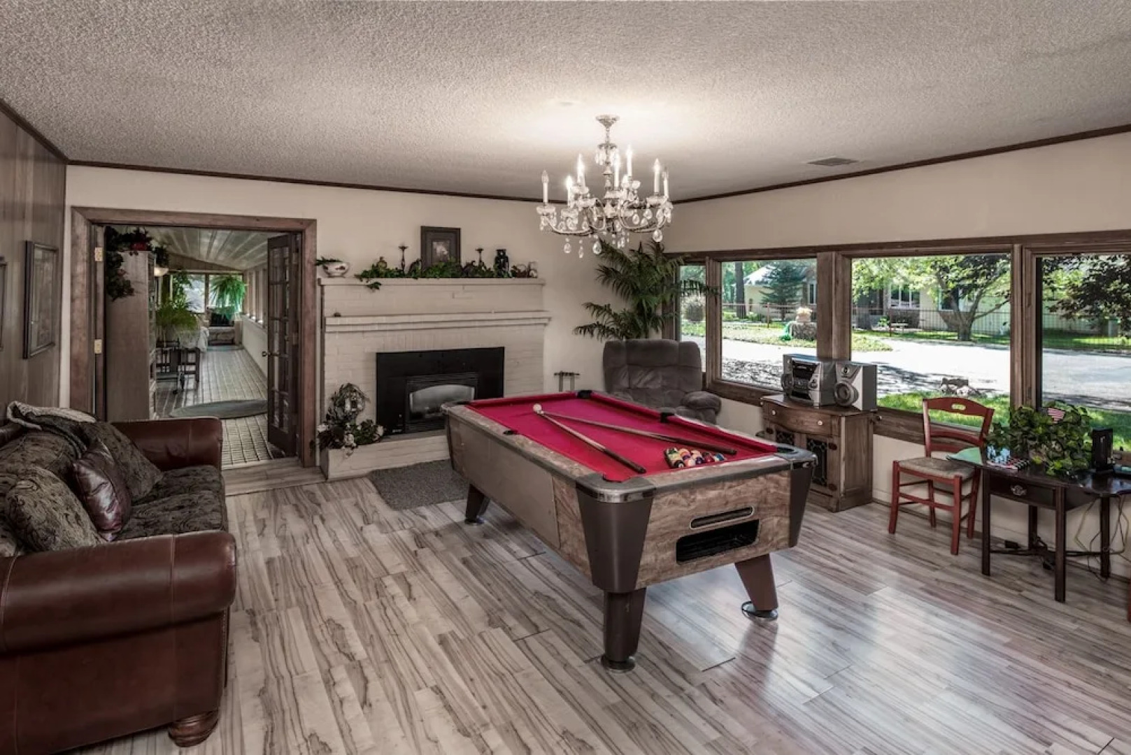 Lady Marmalade's River Cottage - Five Bedroom Cabin