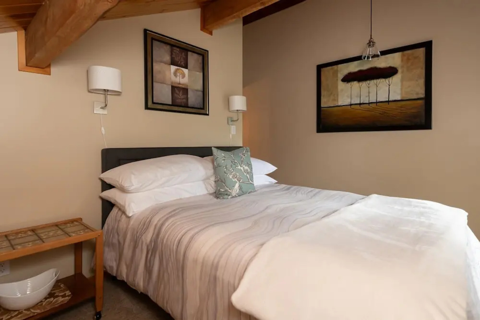 Mount Robson Mountain River Lodge