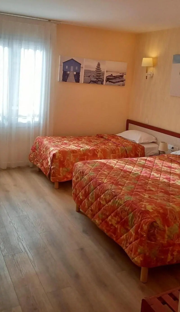 Hôtel SABLES D'O et son restaurant "LE 16 BIS"