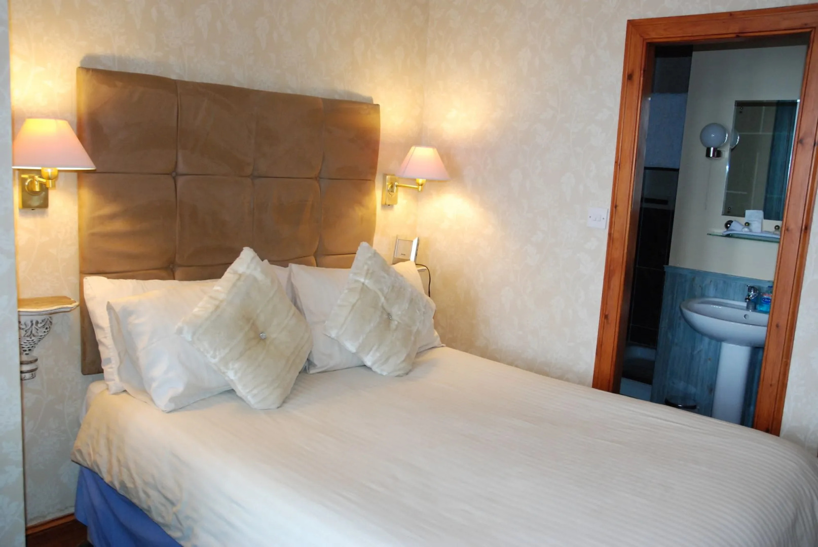 Glendale Guest House