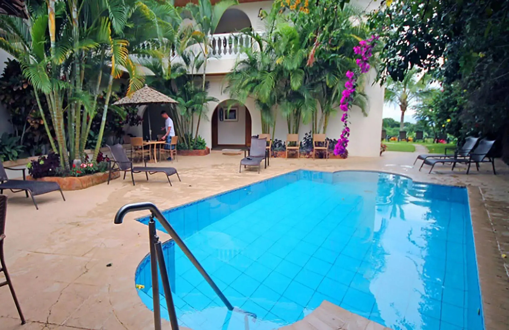 Buena Vista Chic Hotel