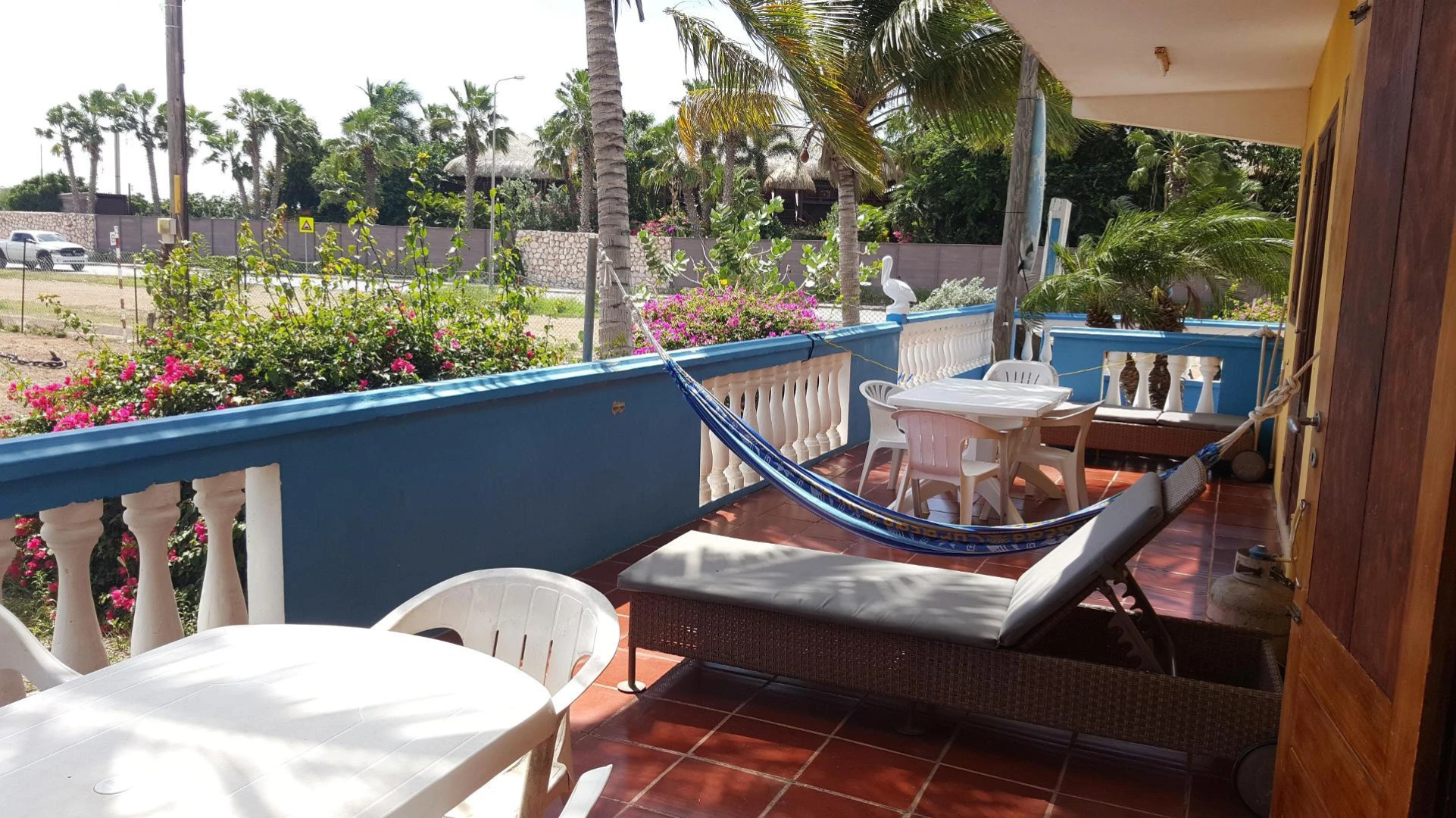 Sea Horizon Apartments (across from Mambo Beach)