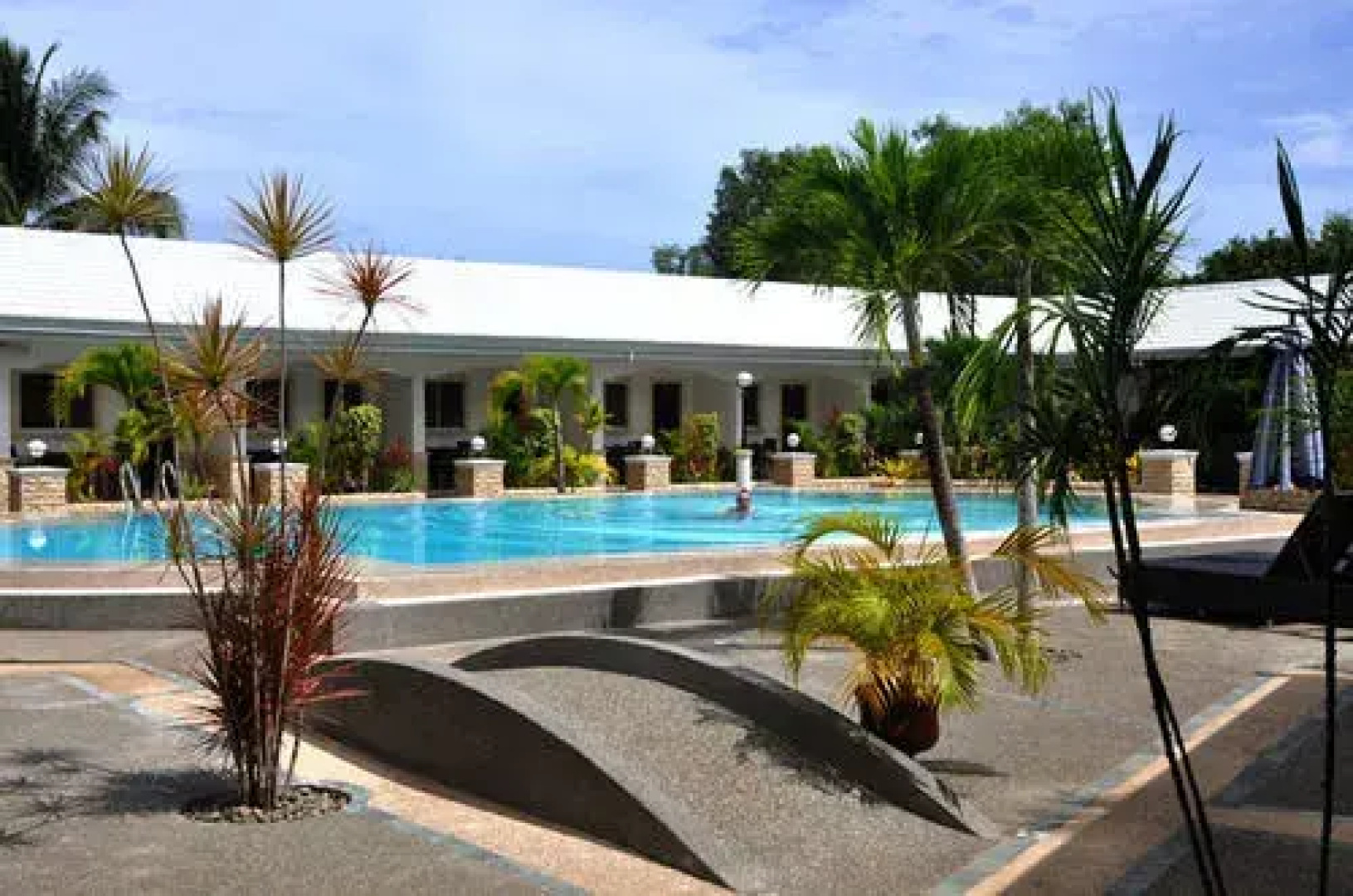 West Wing Resort Hotel