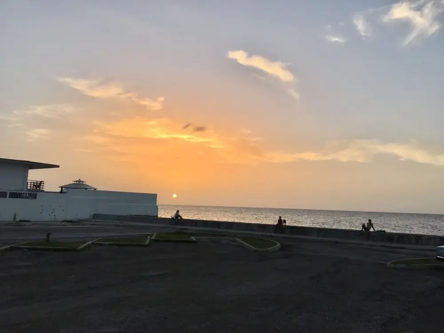 Ocean Breeze & Suites