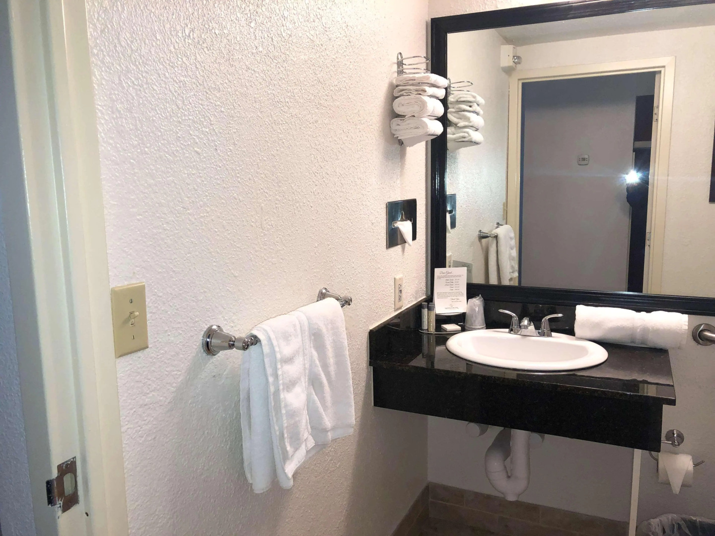 Magnolia Bluffs, BW Signature Collection