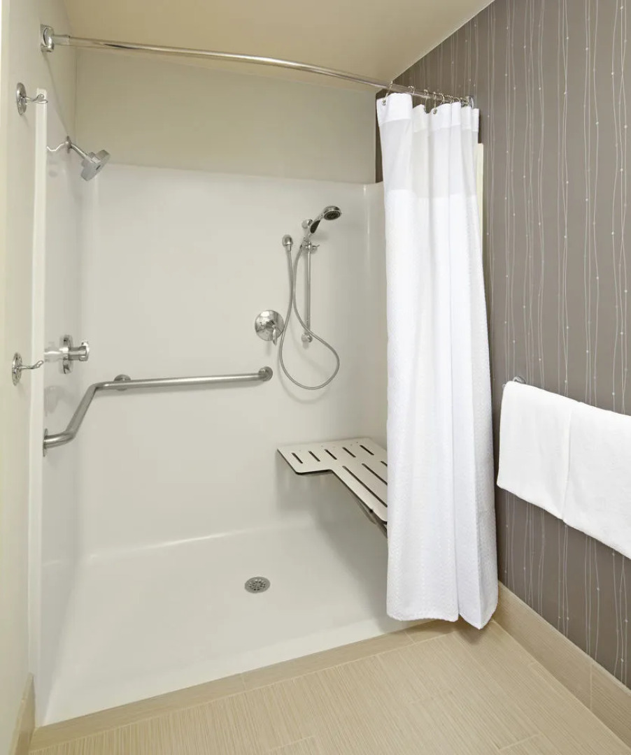 Courtyard State College