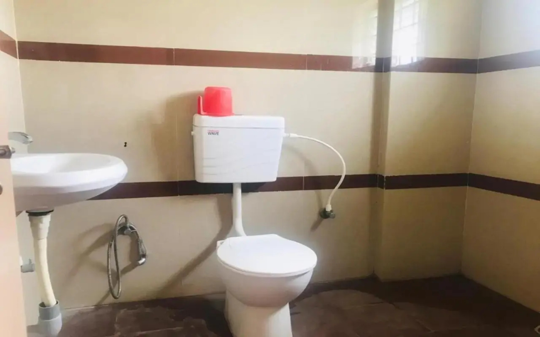 STAYMAKER Green Valley Residency