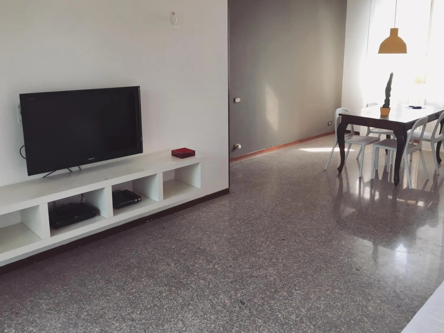 Sunny family apartment in villa - HUMANITAS FORUM IEO