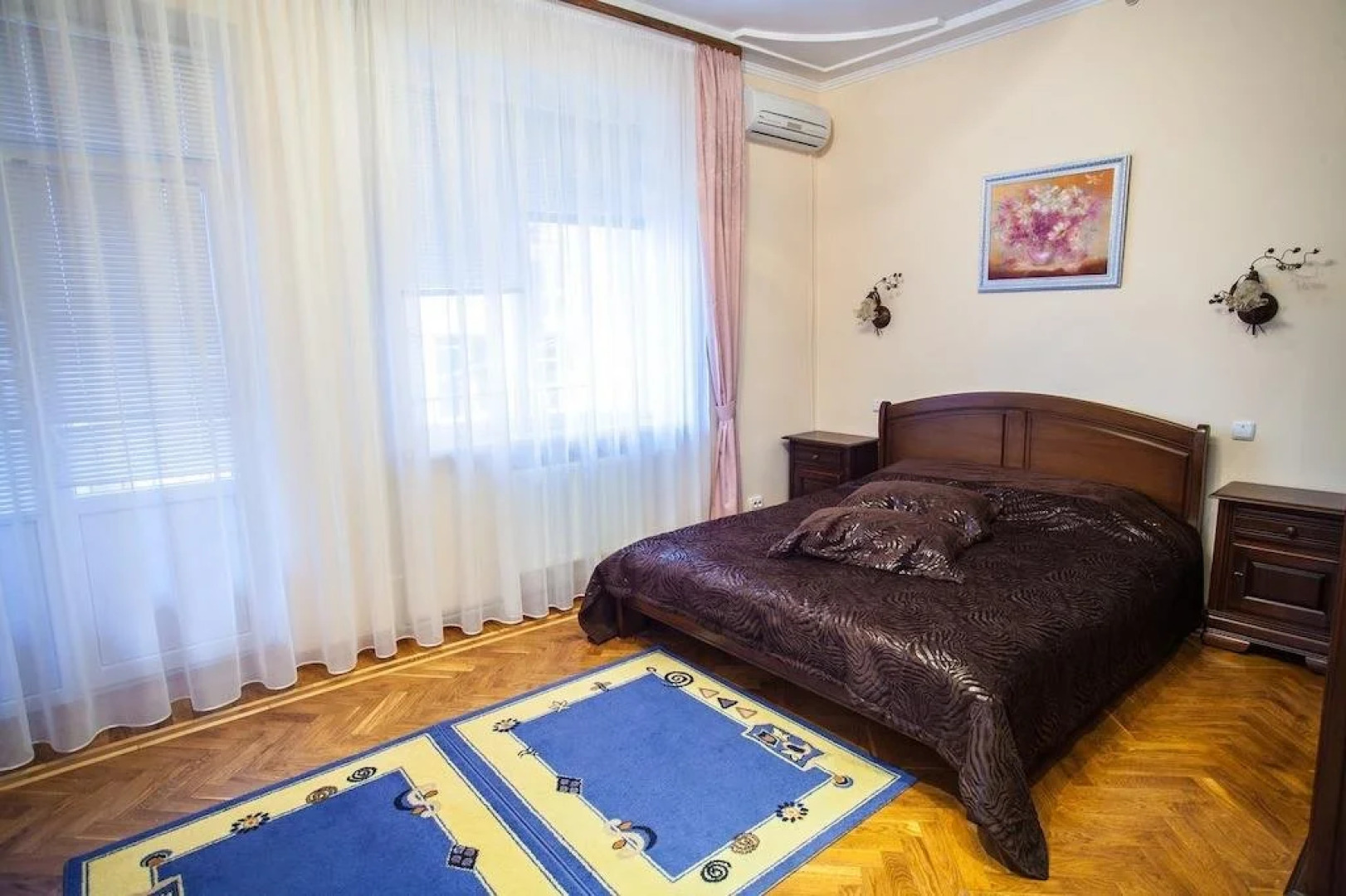 Hotel Complex Uhnovych