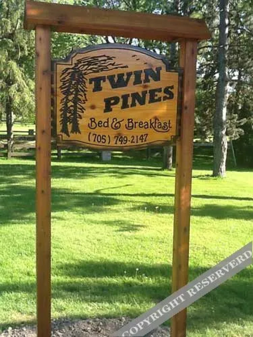 Twin Pines Bed and Breakfast