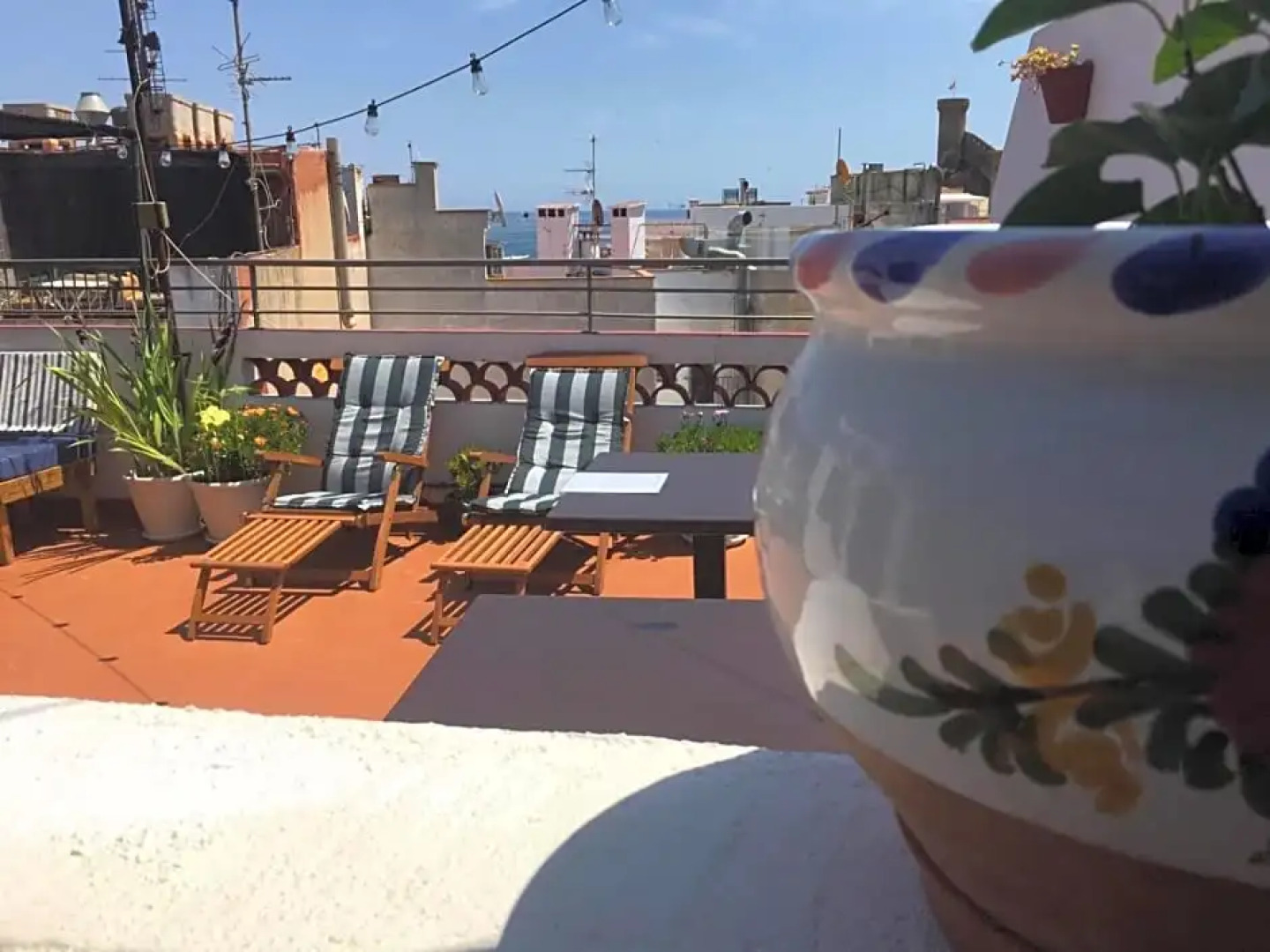 Mana Mana Youth Hostel