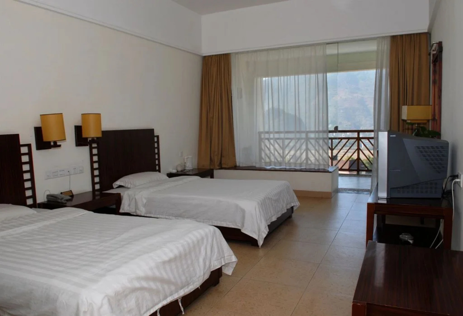 Hotspring Ban Shan Hotel