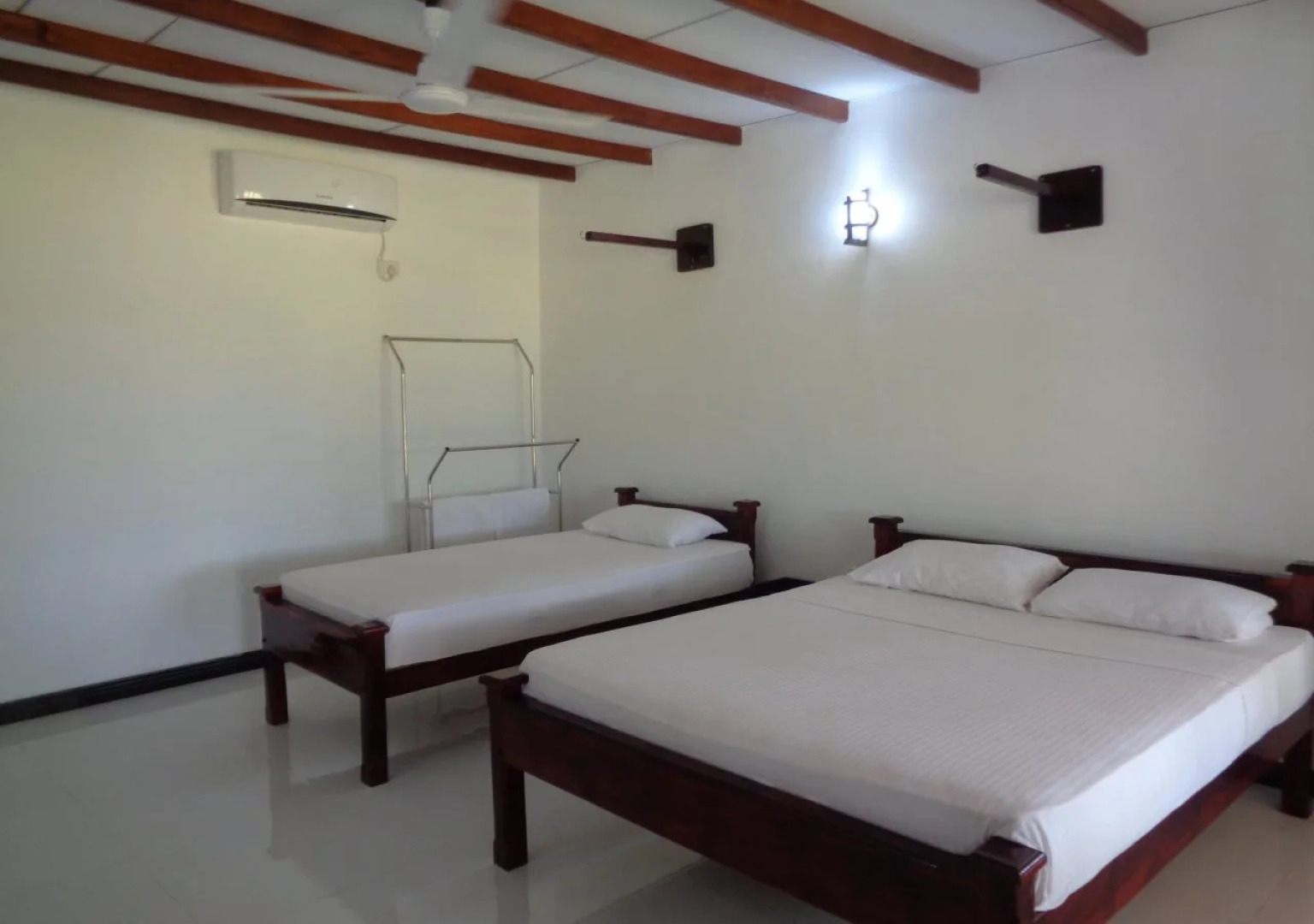 Man Guest Polonnaruwa