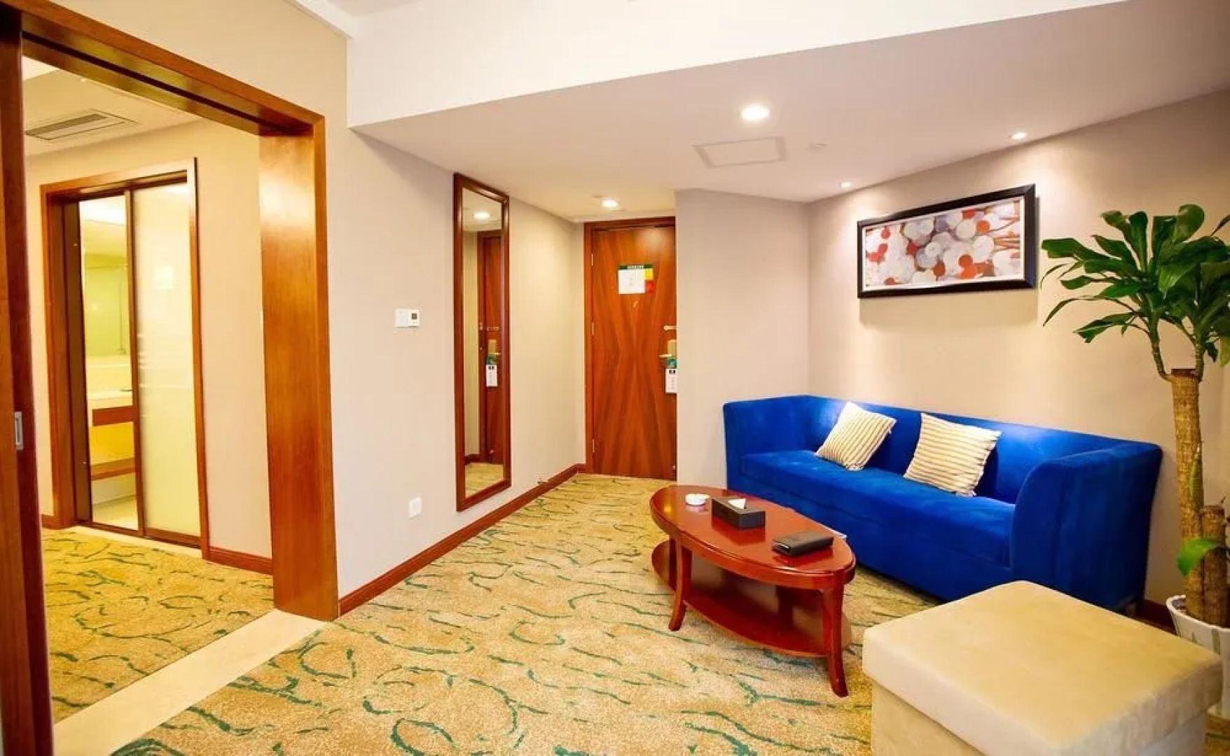 Yichang International Hotel