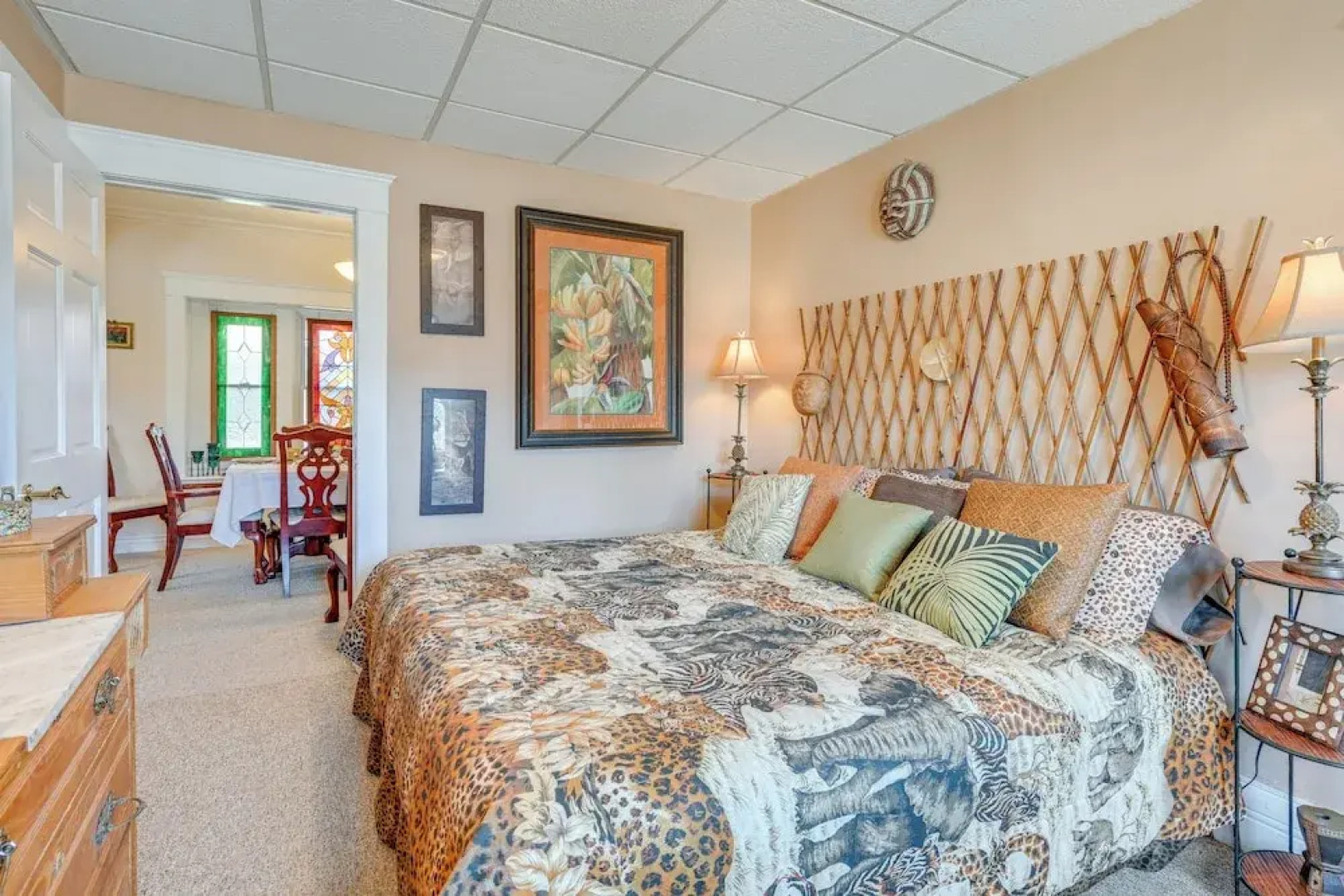 < 1 Mi to Old Town Lansing: Home w/ Furnished Deck