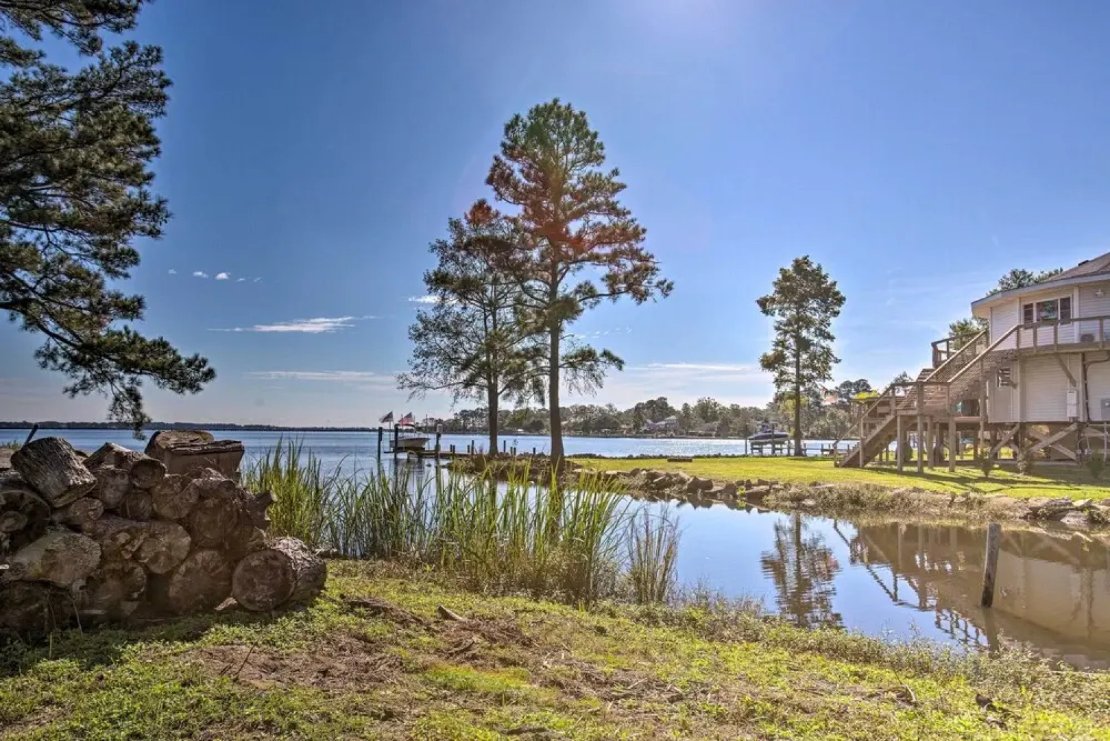 Riverfront New Bern House: Gourmet Kitchen & View!
