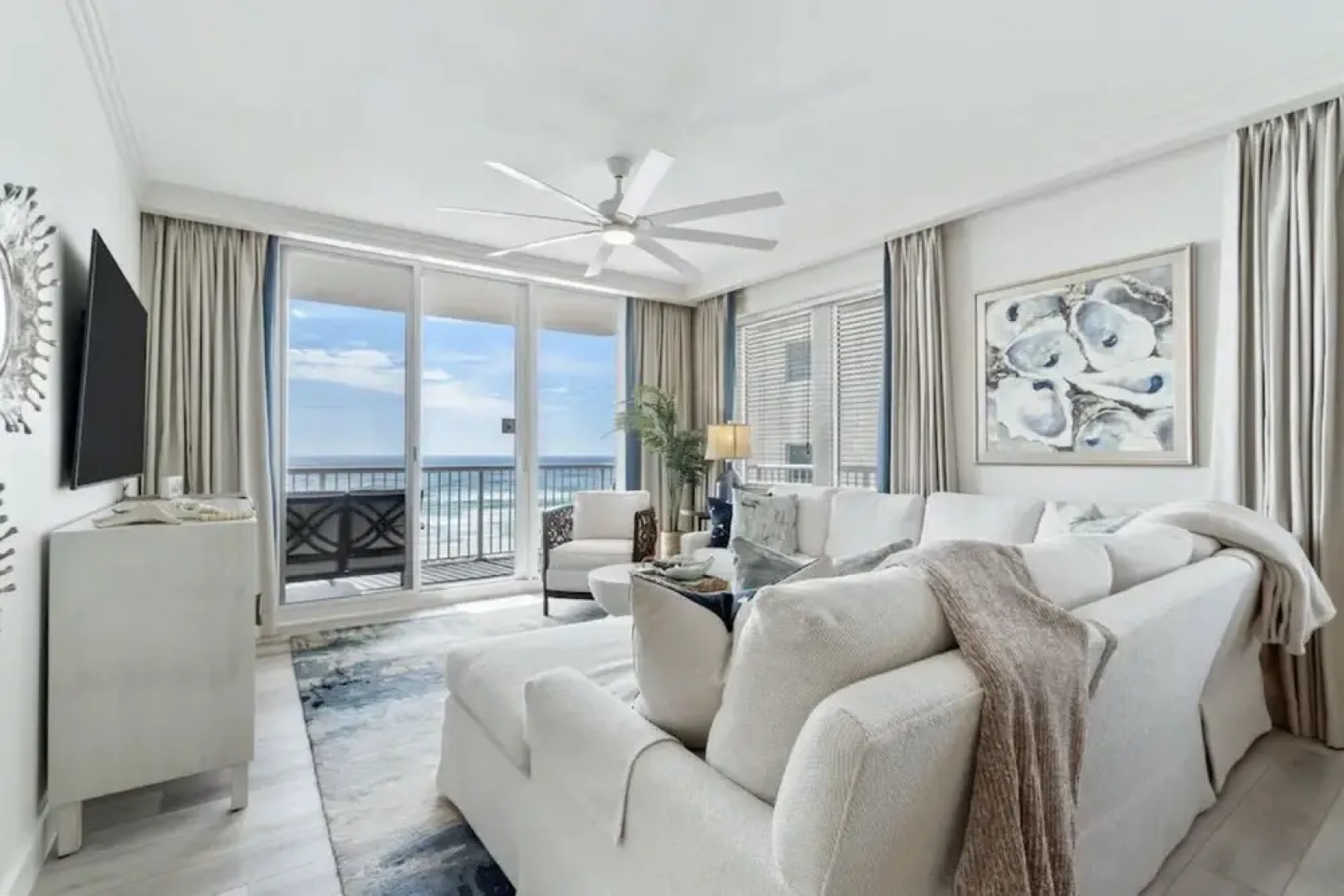 Sea Salt Villa 3 Bedroom Condo by RedAwning