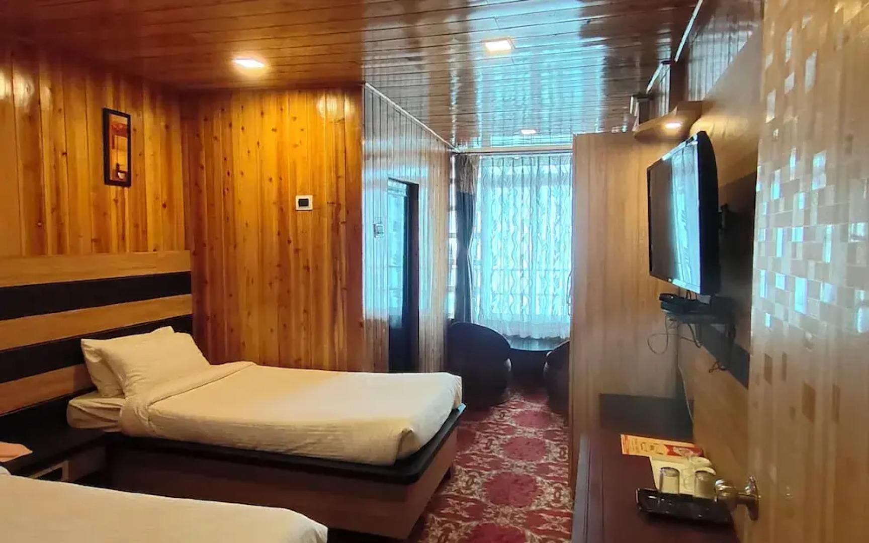 The Kaizer Valley Hotel