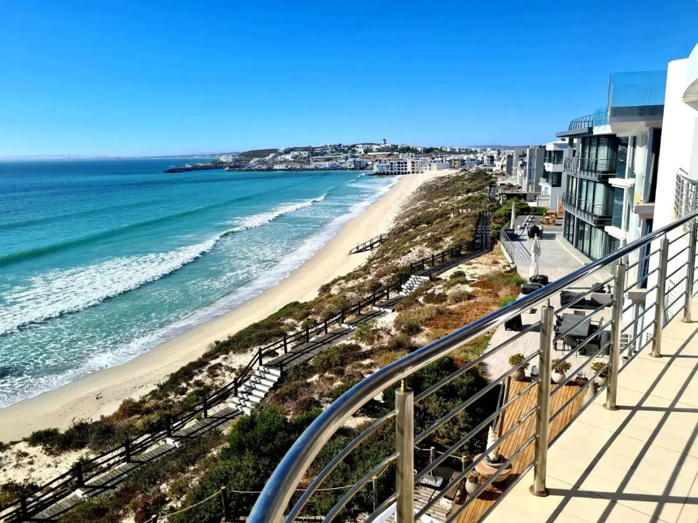 Crystal Lagoon Lodge