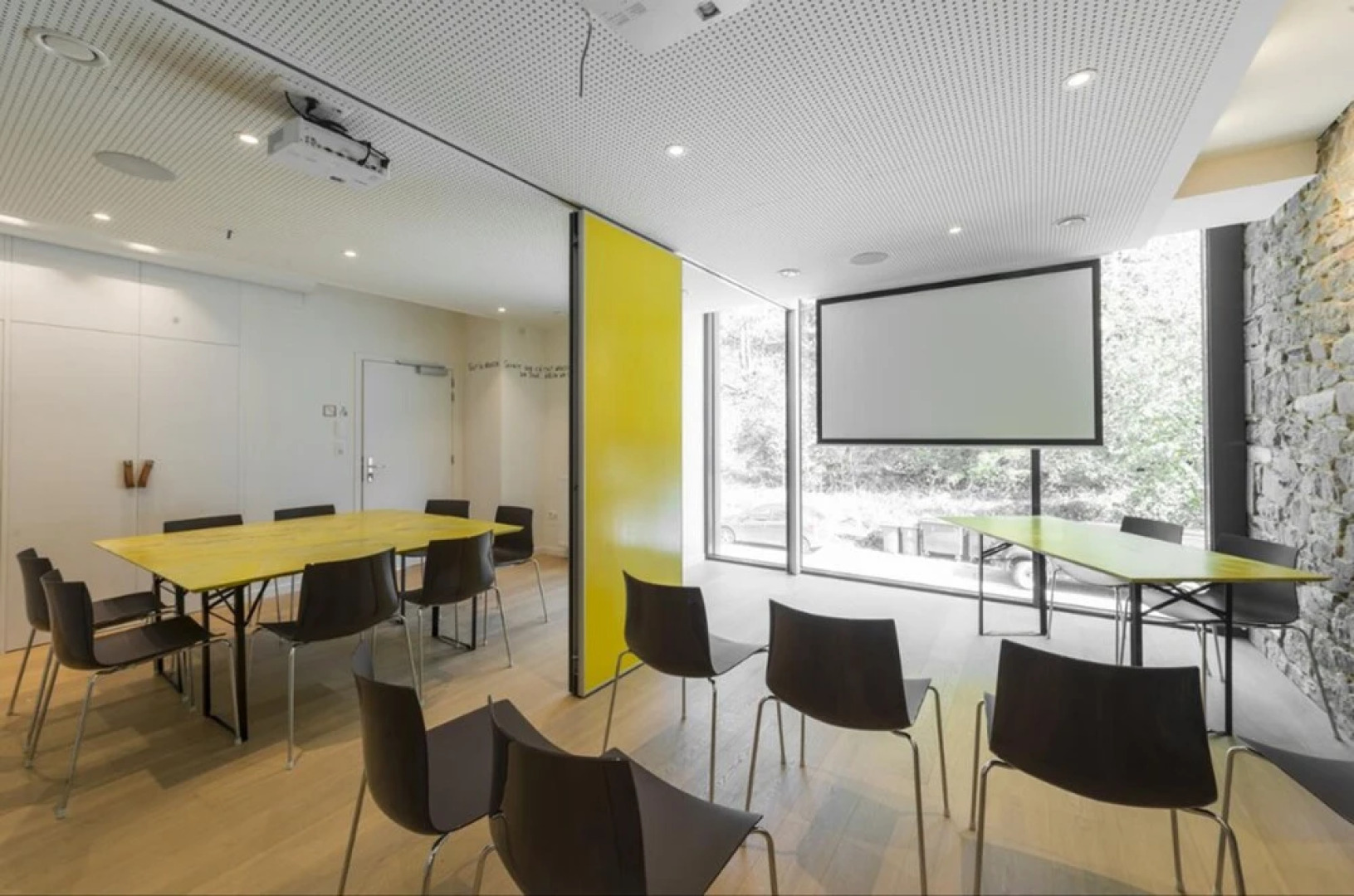 Hotel Le Val de Poix - Logis Hotel Restaurant