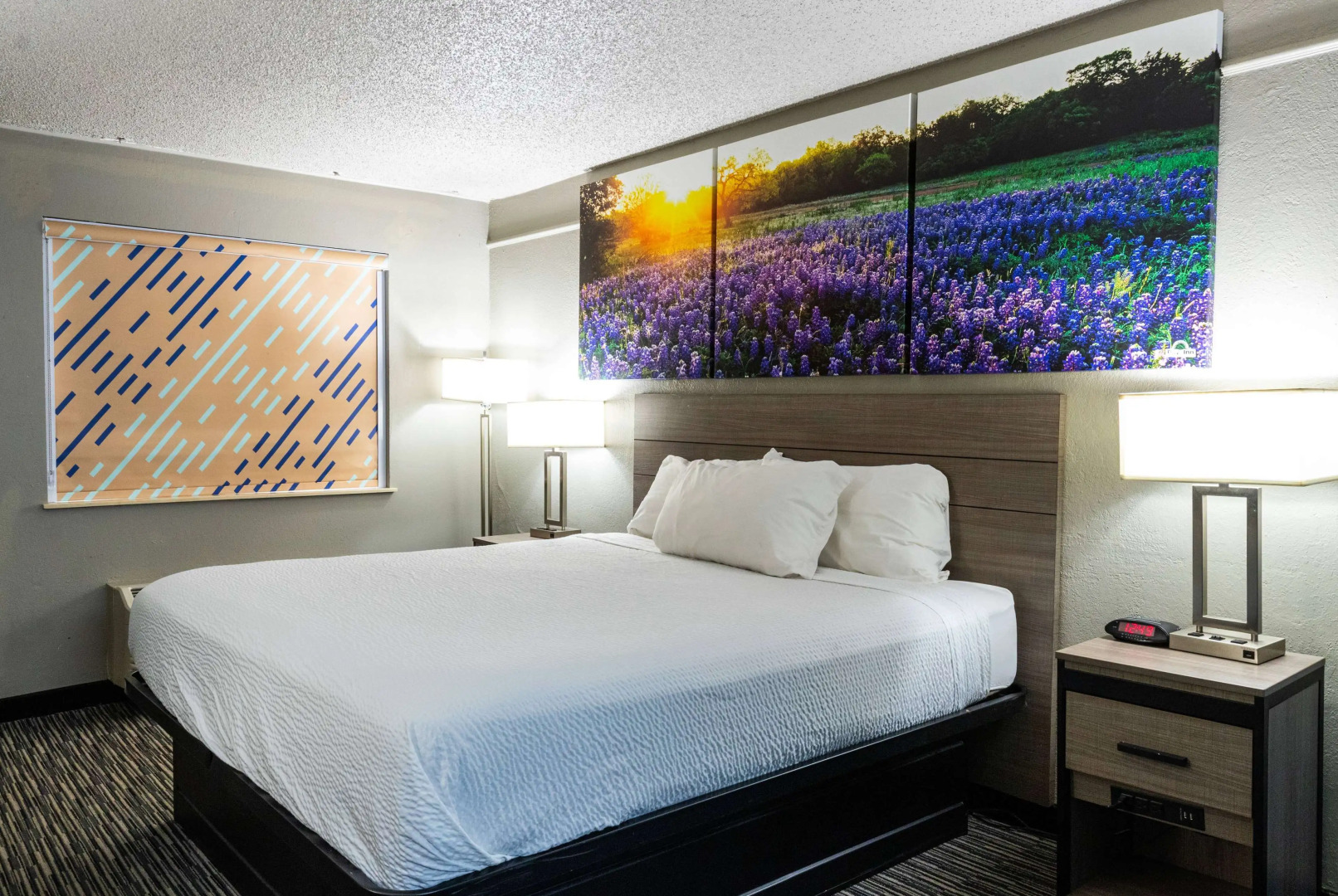 Days Inn by Wyndham Central San Antonio NW Medical Center