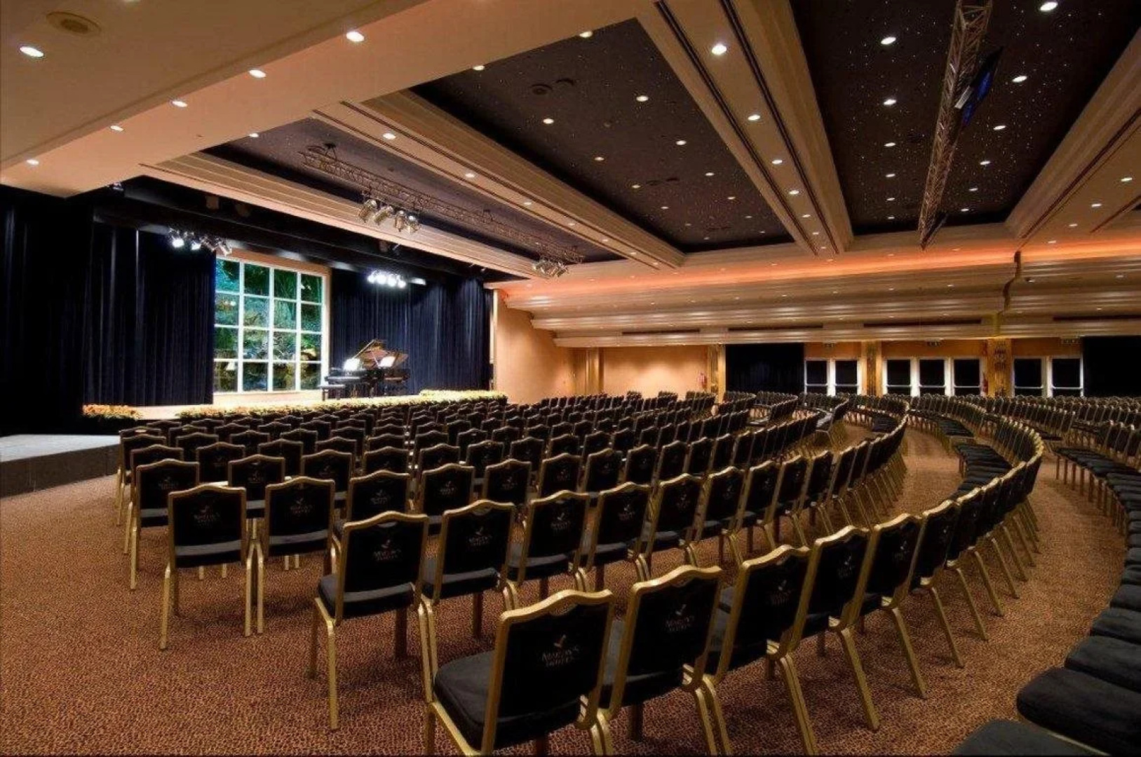 Martin's Château du Lac