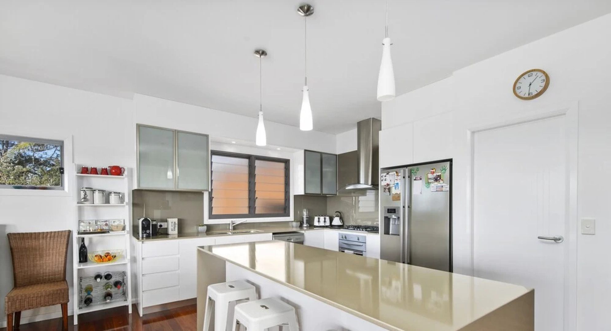 Sunny-Daze - Bonny Hills