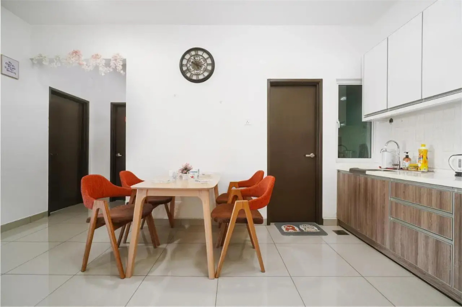 Lovely 2Br Majestic Condo 6 Pax Pool View