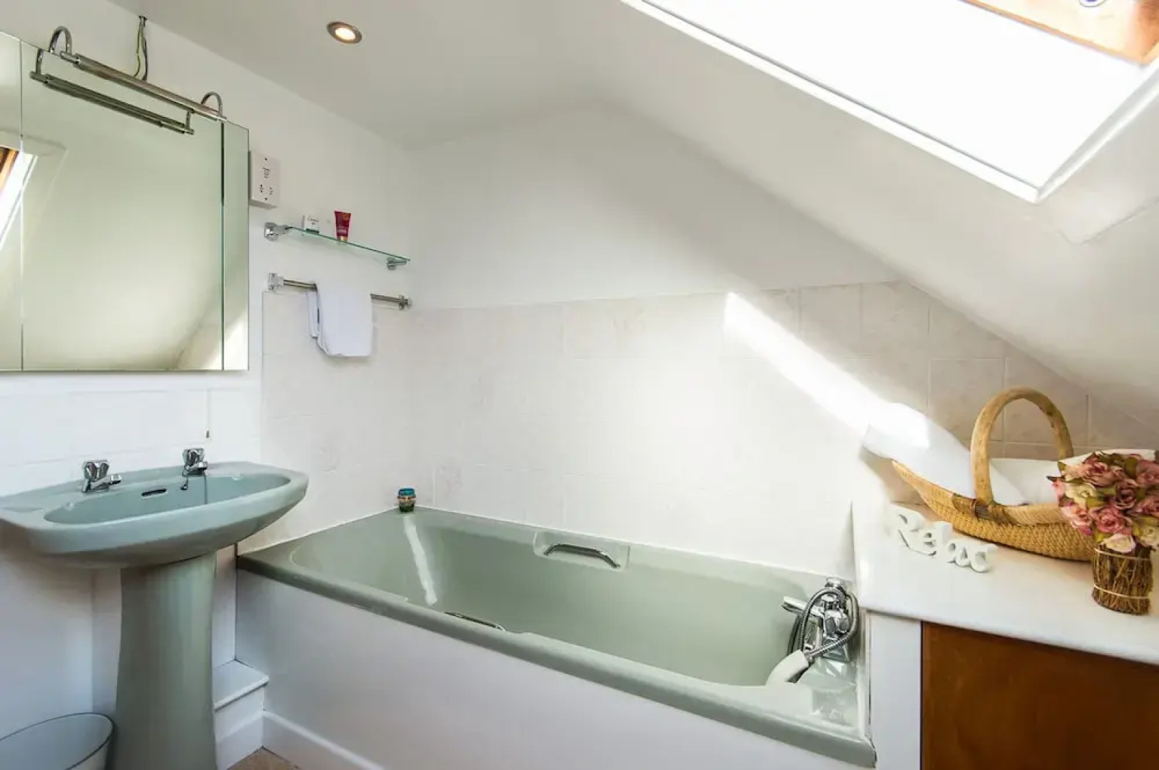 Large House With Adjoining Cottage Close to Waterville