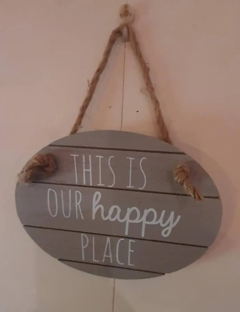 Min yr Afon - Cabin - Sleeps 2 - Hot Tub - Parking